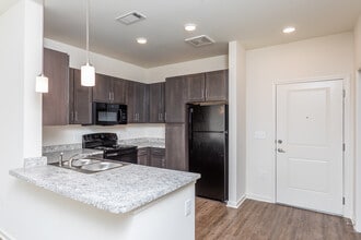 Renaissance Garden Walk - Must be Age 62+ in Atlanta, GA - Building Photo - Interior Photo