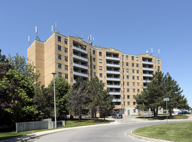 Christopher Court in Guelph, ON - Building Photo - Primary Photo