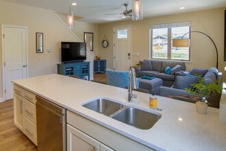 240 Co Rd 105, Unit ID1386169P in Salida, CO - Foto de edificio - Building Photo