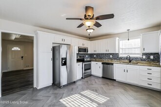 193 Tecumseh Dr in Shepherdsville, KY - Building Photo - Building Photo