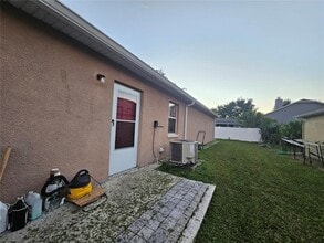 2408 Lincolnshire Ct in Kissimmee, FL - Building Photo - Building Photo