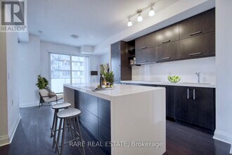 2803-65-2865 St Mary St in Toronto, ON - Building Photo - Building Photo