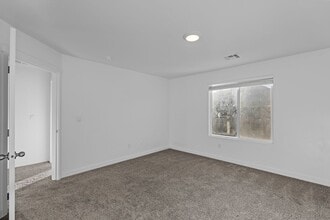 1998 N 350 W in Cedar City, UT - Building Photo - Building Photo