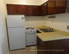 5820 N Sheridan Rd in Chicago, IL - Building Photo - Building Photo