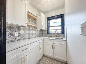 48 Waltham St in Pawtucket, RI - Building Photo - Building Photo