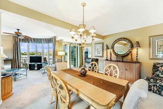 4560 Gulf Shore Blvd N in Naples, FL - Building Photo - Building Photo