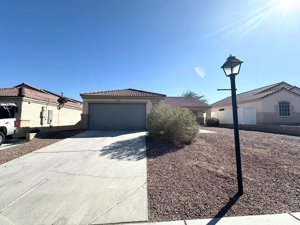 6651 Montezuma Castle Ln in North Las Vegas, NV - Building Photo