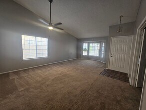 1201 Passion Flower Cir in Las Vegas, NV - Building Photo - Building Photo