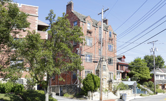 189 Castle Shannon Blvd Apartments