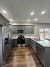 56 Holloway Dr in Corbin, KY - Building Photo - Building Photo