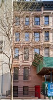 133 W 70th St