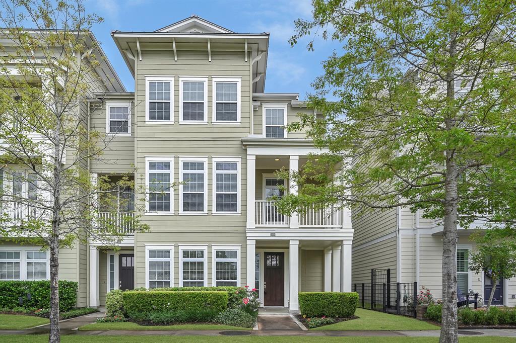 190 W Breezy Way in The Woodlands, TX - Building Photo