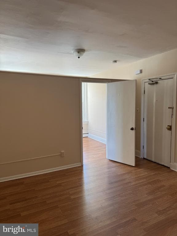 13 W Union St in Burlington, NJ - Building Photo - Building Photo