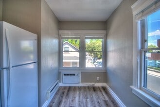 332 Waverley St in Palo Alto, CA - Building Photo - Building Photo
