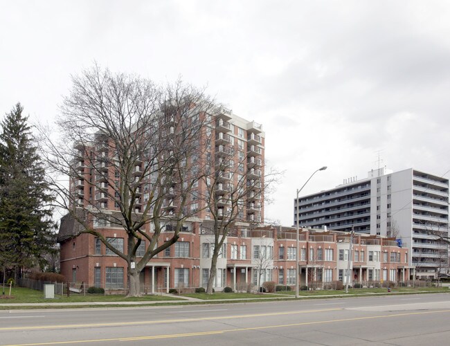 Spencer's Landing in Burlington, ON - Building Photo - Building Photo