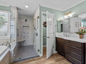 1437 Chelton Oaks Pl in Raleigh, NC - Building Photo - Building Photo