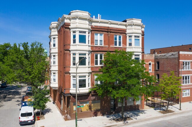624-628 S Racine Ave in Chicago, IL - Foto de edificio - Building Photo