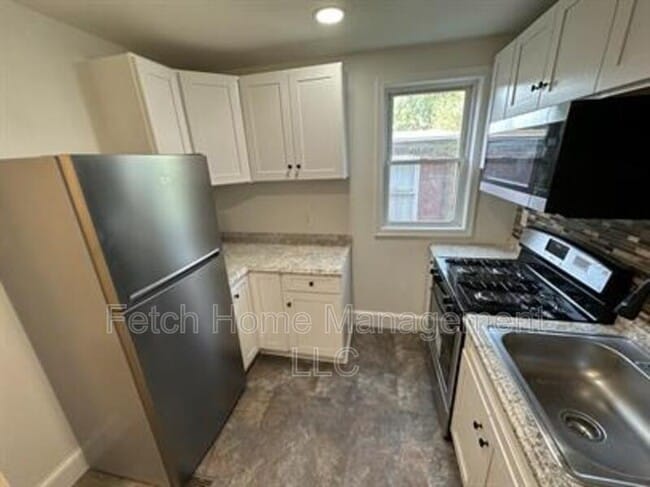 740 S Queen St in Lancaster, PA - Building Photo - Building Photo
