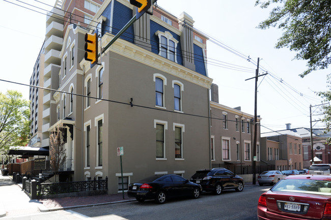 Franklin & Monroe Apartments in Richmond, VA - Building Photo - Building Photo