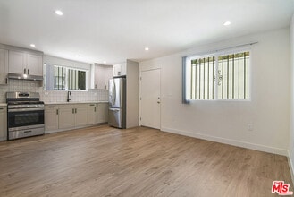 162 S Sycamore Ave in Los Angeles, CA - Building Photo - Building Photo