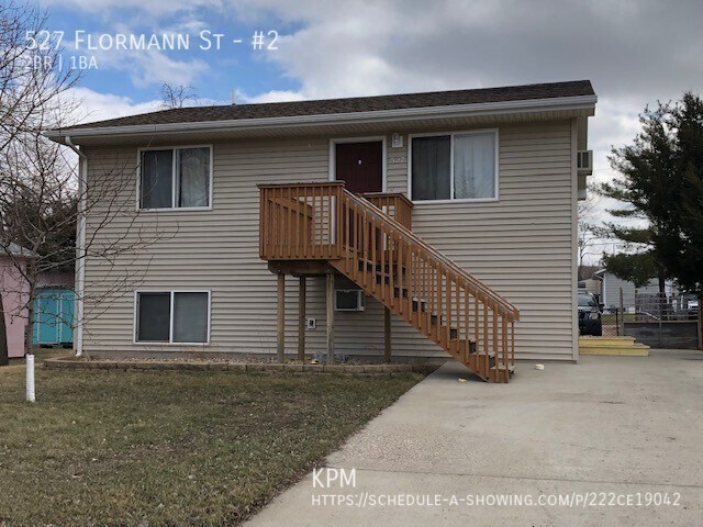 527 Flormann St in Rapid City, SD - Building Photo