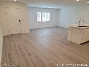 155 Holden Heights Ct in Henderson, NV - Building Photo - Building Photo