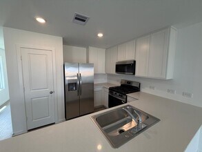 21634 Willow River Canyon Ln in Waller, TX - Building Photo - Building Photo