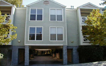 Vernon Park Apartments in Oakland, CA - Building Photo - Building Photo