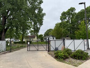 922 Charles St. in La crosse, WI - Foto de edificio - Building Photo