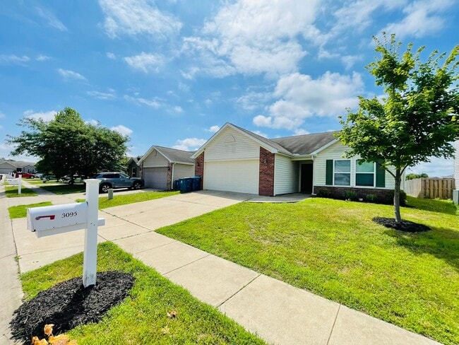 property at 3095 Goddard Ct