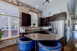 3226 N Sheffield Ave in Chicago, IL - Building Photo - Building Photo