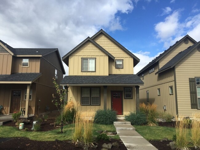 63129 de Haviland Ct