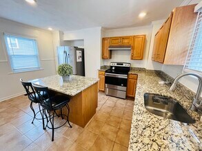 25 Auburn St in Woburn, MA - Building Photo - Building Photo