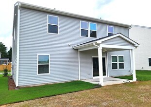 185 Spotted Bee Wy in Youngsville, NC - Building Photo - Building Photo