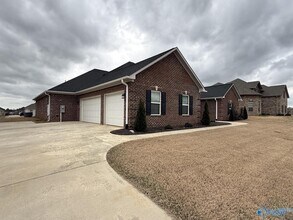 17123 Stonegate Dr in Athens, AL - Building Photo - Building Photo