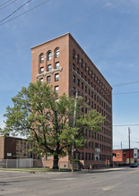 Emeritus House in Cleveland, OH - Foto de edificio - Building Photo