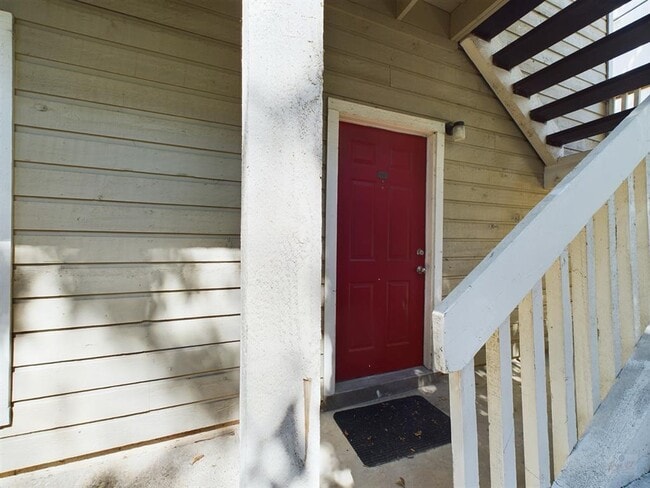 property at 2313 Longview St