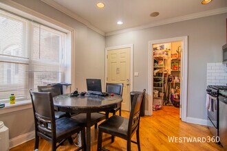 2036 W Arthur Ave in Chicago, IL - Building Photo - Building Photo