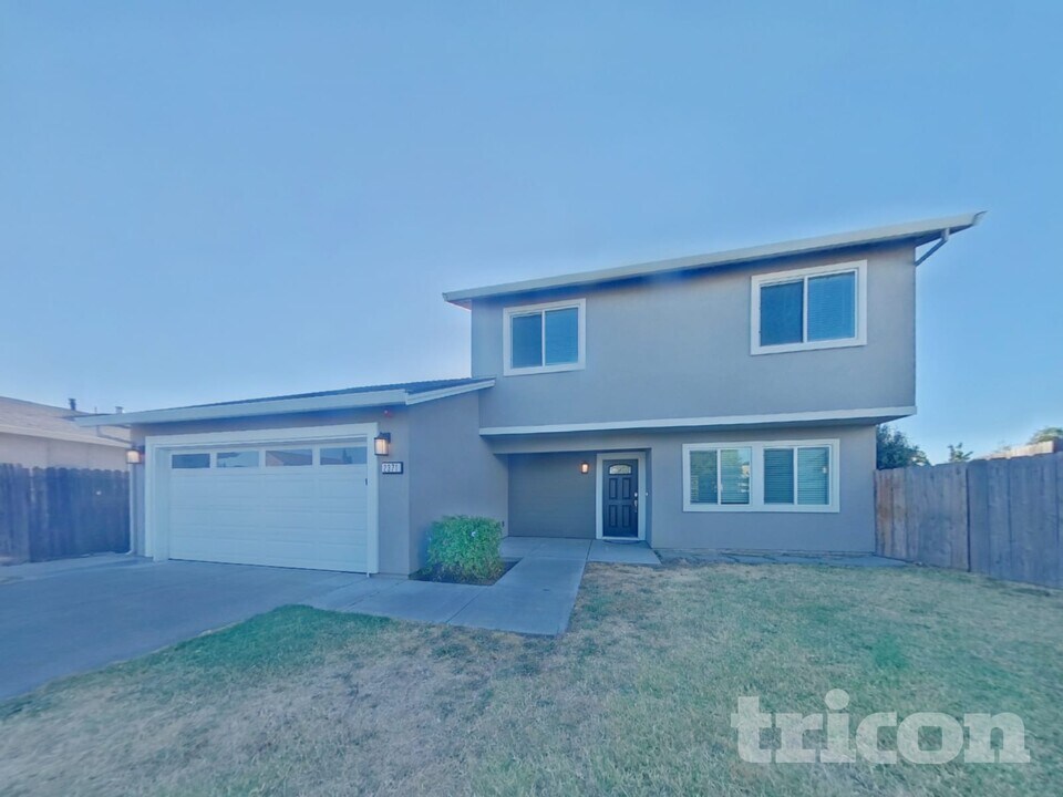 2371 Coronado Ct in Fairfield, CA - Building Photo