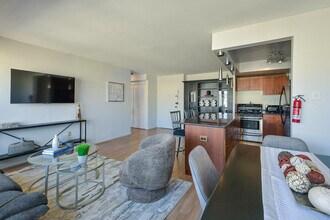 522 21st St NW in Washington, DC - Building Photo - Building Photo