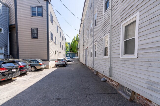 1-4 Schrepel Pl in Boston, MA - Building Photo - Building Photo