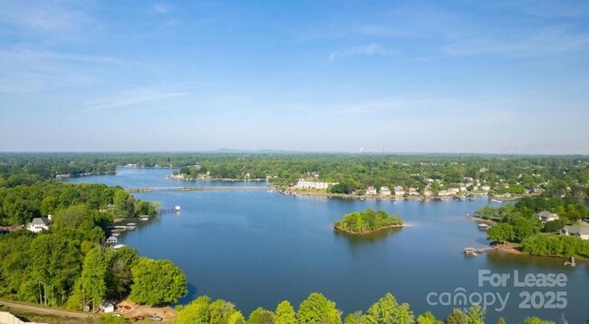 177 Reids Cv Dr, Unit 358 in Mooresville, NC - Building Photo - Building Photo