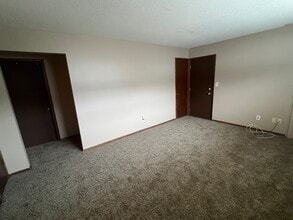 1237 4th Ave SW, Unit 1 in Rochester, MN - Building Photo - Building Photo