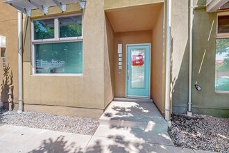 343 Platinum St SW in Albuquerque, NM - Building Photo - Building Photo