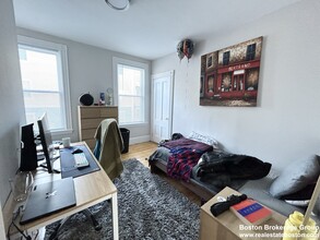 9 Mount Pleasant Ave in Boston, MA - Building Photo - Building Photo