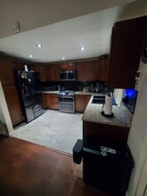 22956 Scribner Dr in Moreno Valley, CA - Foto de edificio - Building Photo