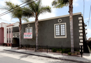 4th Street Apartments in Long Beach, CA - Foto de edificio - Building Photo