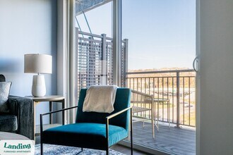 1600 NW 38th St in Kansas City, MO - Building Photo - Building Photo