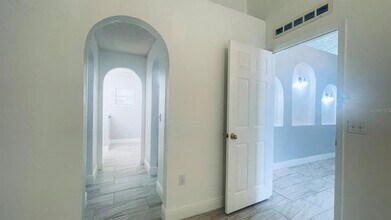 729 Del Rio Way in Kissimmee, FL - Building Photo - Building Photo
