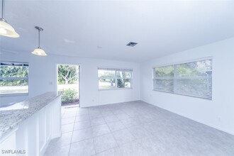 1148 12th Ave N in Naples, FL - Building Photo - Building Photo